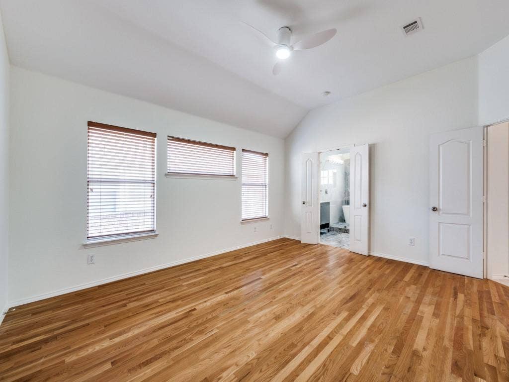 6551 Fairlawn Drive, Frisco, TX 75035 Primary Bedroom with 2 closets and updated ensuite bath