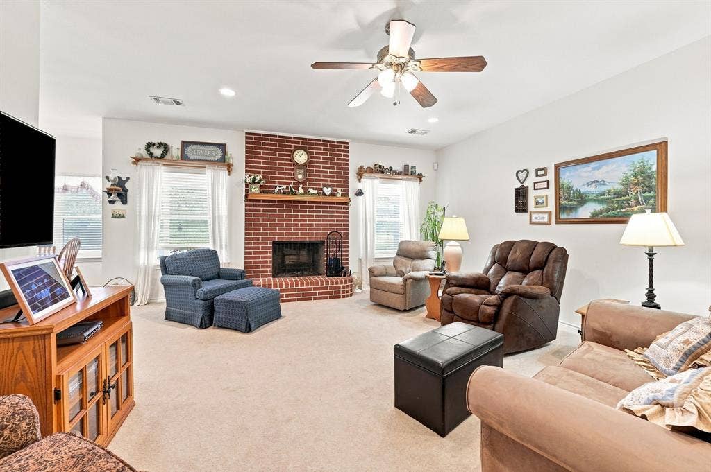 706 Georgetown Road, Ovilla, TX 75154