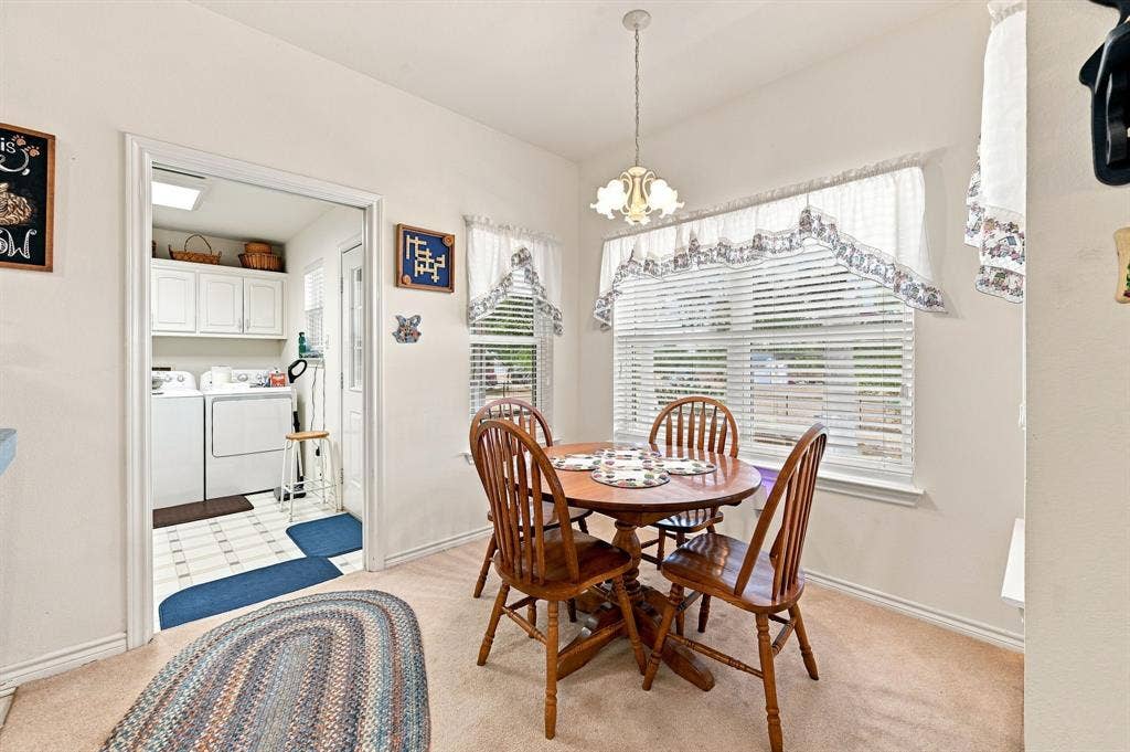 706 Georgetown Road, Ovilla, TX 75154
