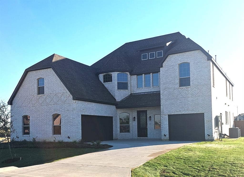 11925 Serval Street, Godley, TX 76044 11925 Serval Street, Godley, TX 76044