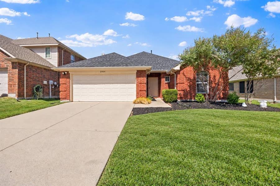 Property photo for 2904 Midstream Drive, Wylie, TX