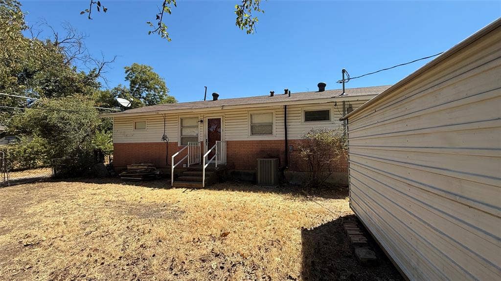 12225 Schroeder Road, Dallas, TX 75243