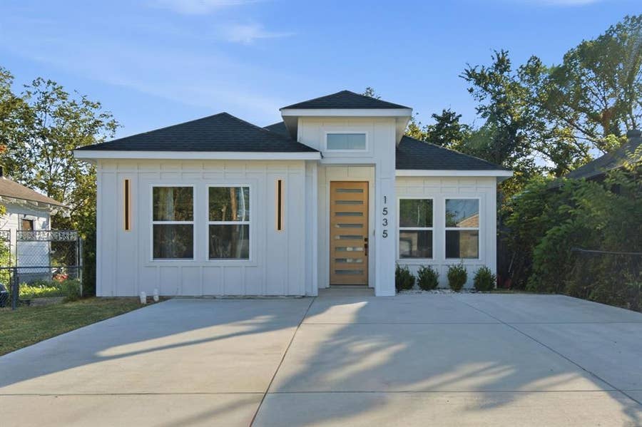 Property photo for 1535 Caldwell Street, Dallas, TX