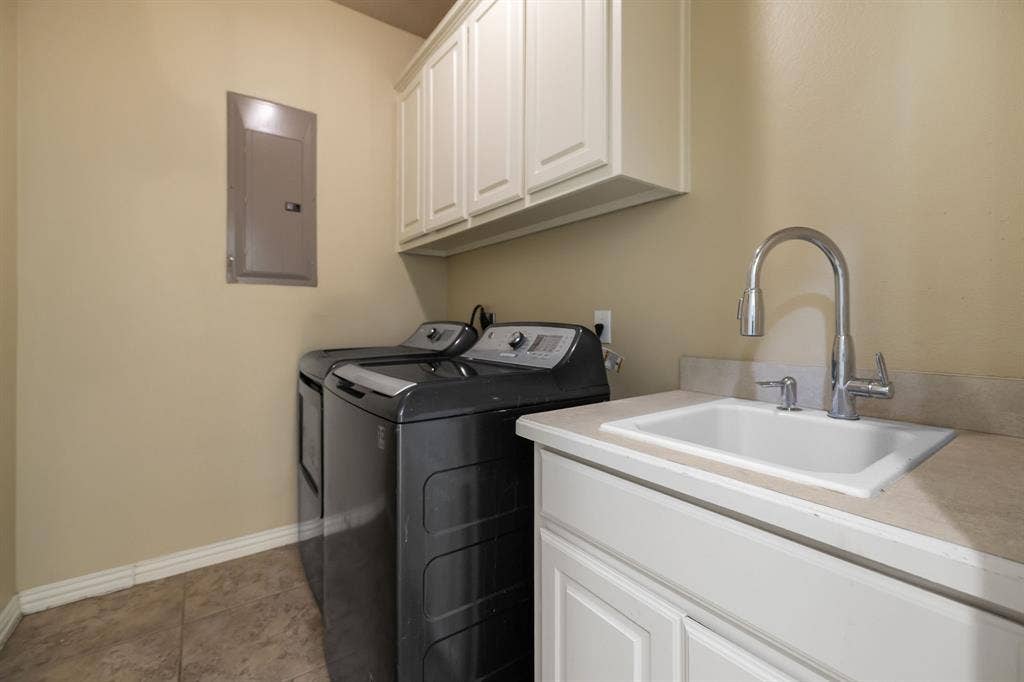 8340 Library Street, Frisco, TX 75034 8340 Library Street, Frisco, TX 75034