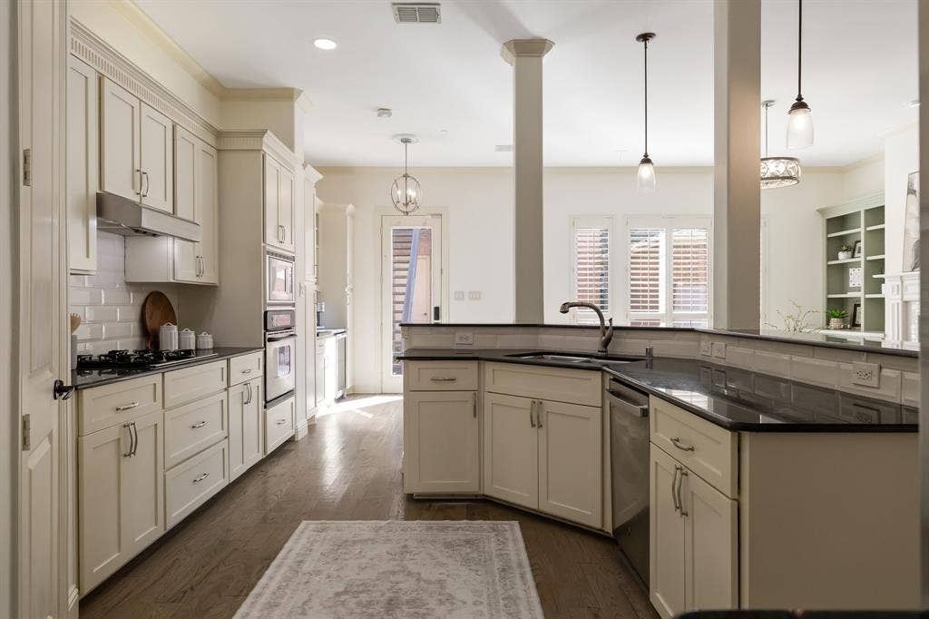 8340 Library Street, Frisco, TX 75034 8340 Library Street, Frisco, TX 75034