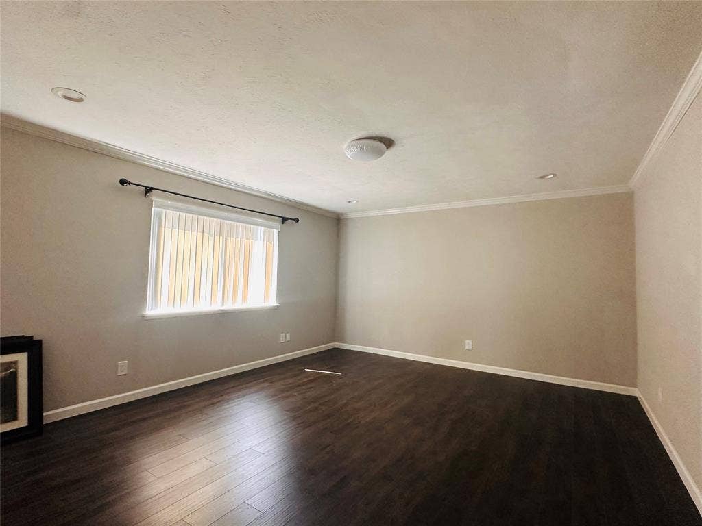 1533 W Spring Creek Parkway, Plano, TX 75023