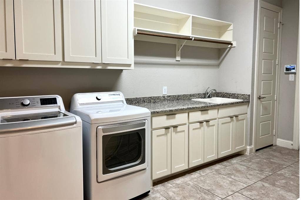 880 Saint Peter Lane, Prosper, TX 75078 880 Saint Peter Lane, Prosper, TX 75078