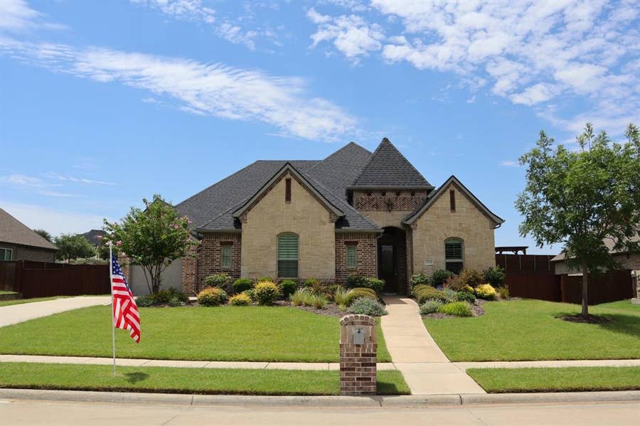Property photo for 880 Saint Peter Lane, Prosper, TX