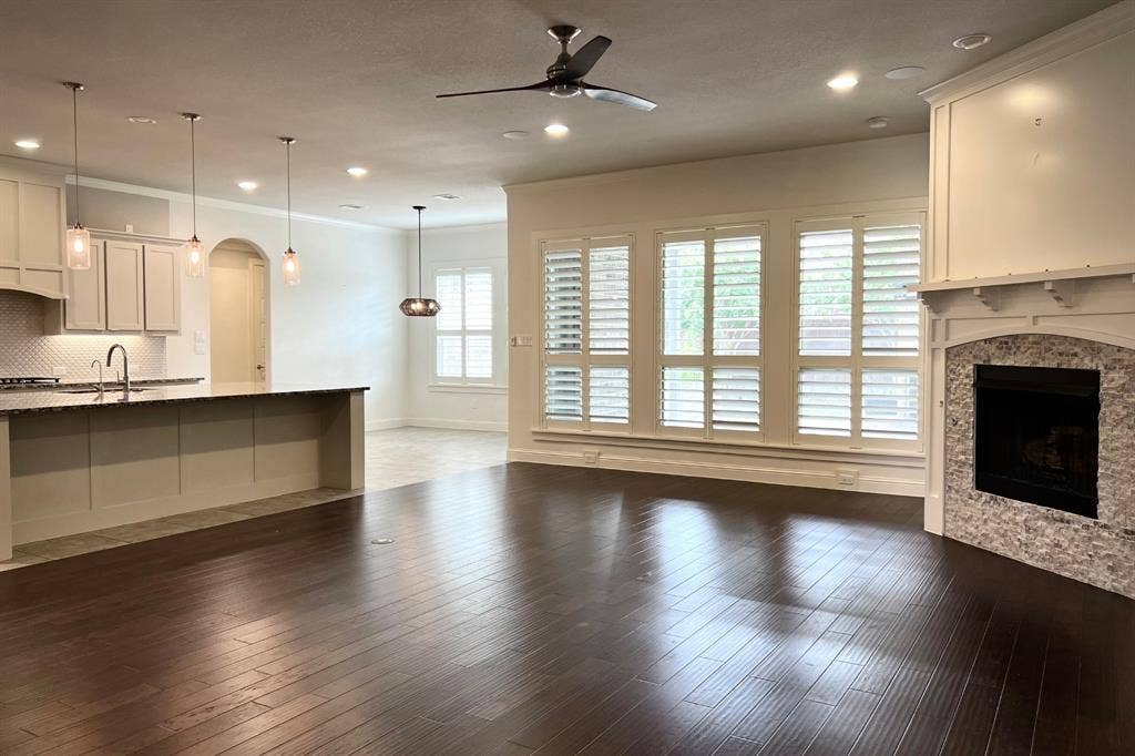 880 Saint Peter Lane, Prosper, TX 75078 880 Saint Peter Lane, Prosper, TX 75078