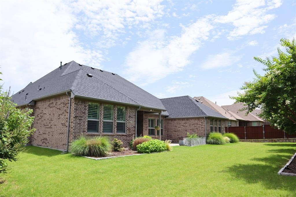 880 Saint Peter Lane, Prosper, TX 75078 880 Saint Peter Lane, Prosper, TX 75078