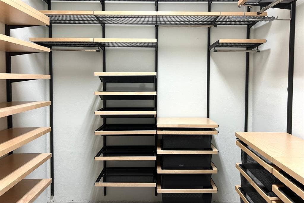 880 Saint Peter Lane, Prosper, TX 75078 Custom Elfa shelving system