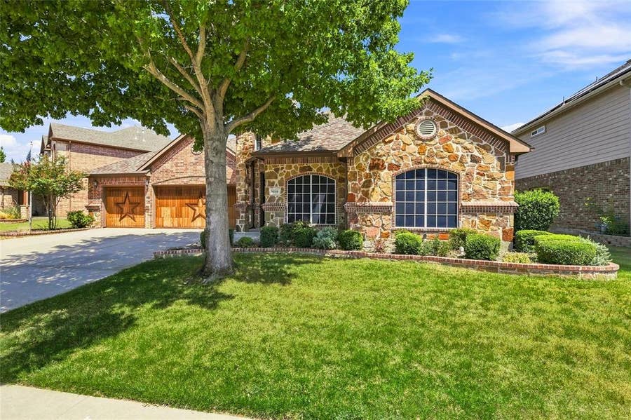 Property photo for 9600 Cholla Cactus Trail, Fort Worth, TX