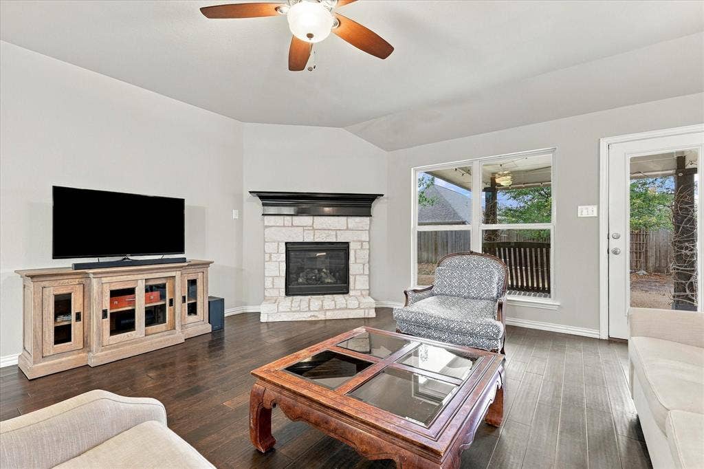 2008 Rosebury Lane, Forney, TX 75126