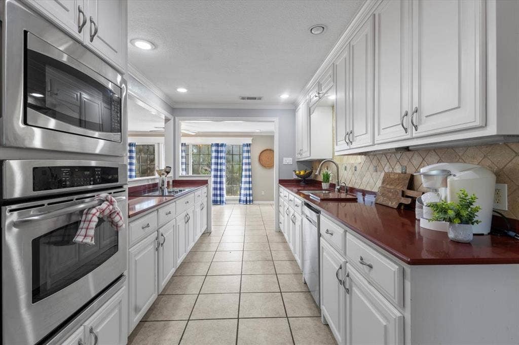 1715 Leisure Lane, Hideaway, TX 75771 1715 Leisure Lane, Hideaway, TX 75771