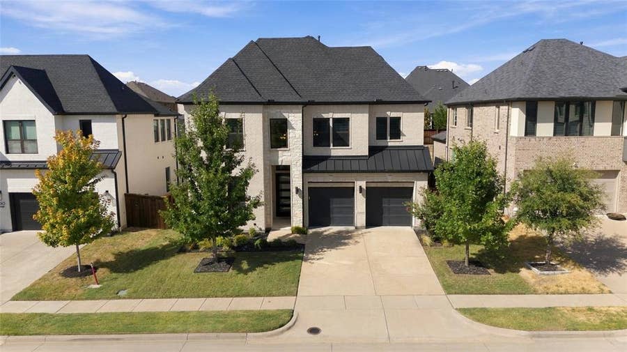 Property photo for 848 Baugh Drive, Allen, TX