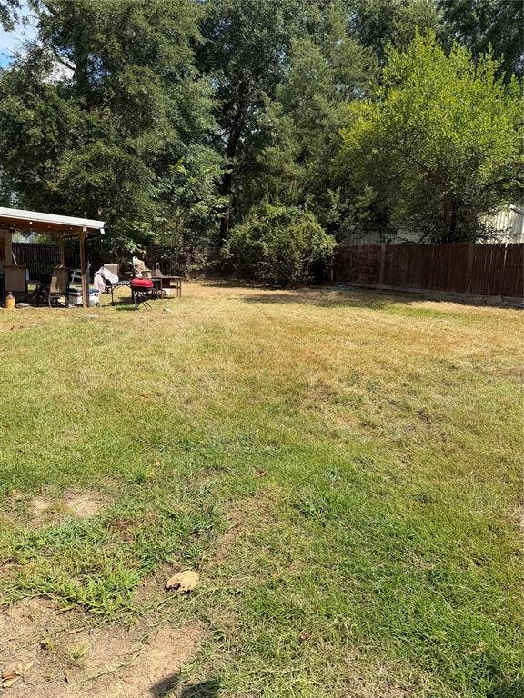 408 Hillcreek Drive, Whitehouse, TX 75791 Large backyard