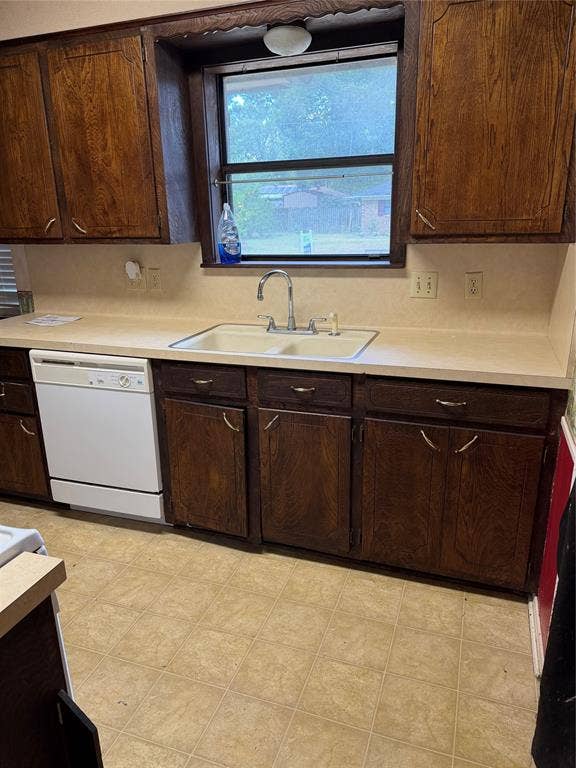 408 Hillcreek Drive, Whitehouse, TX 75791 408 Hillcreek Drive, Whitehouse, TX 75791