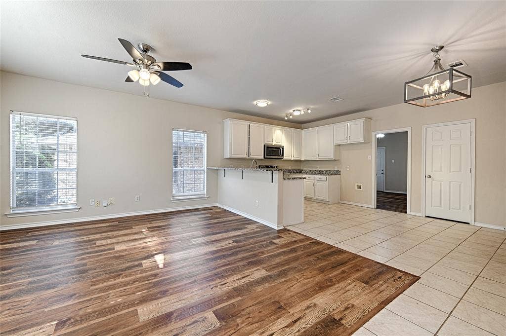 8659 Holly Street, Frisco, TX 75034 8659 Holly Livingroom