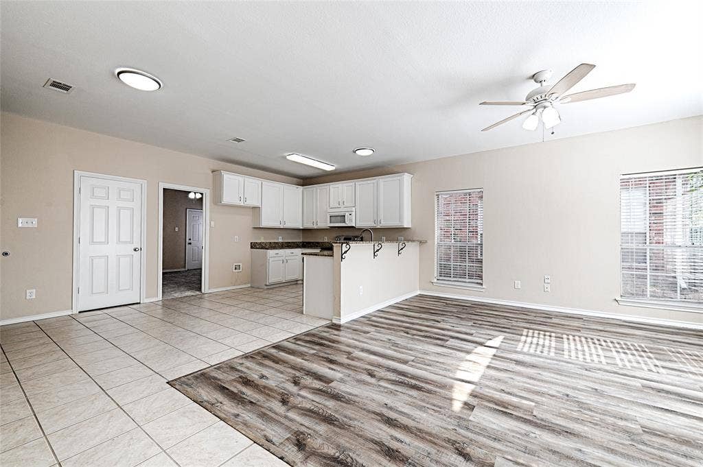 8659 Holly Street, Frisco, TX 75034 8661 Holly Living Room