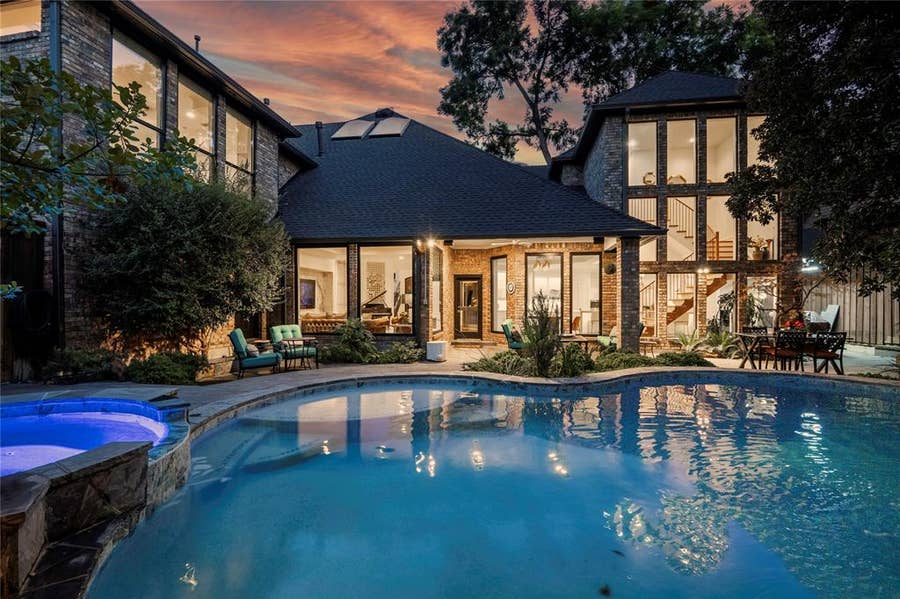 Property photo for 5819 Flintshire Lane, Dallas, TX