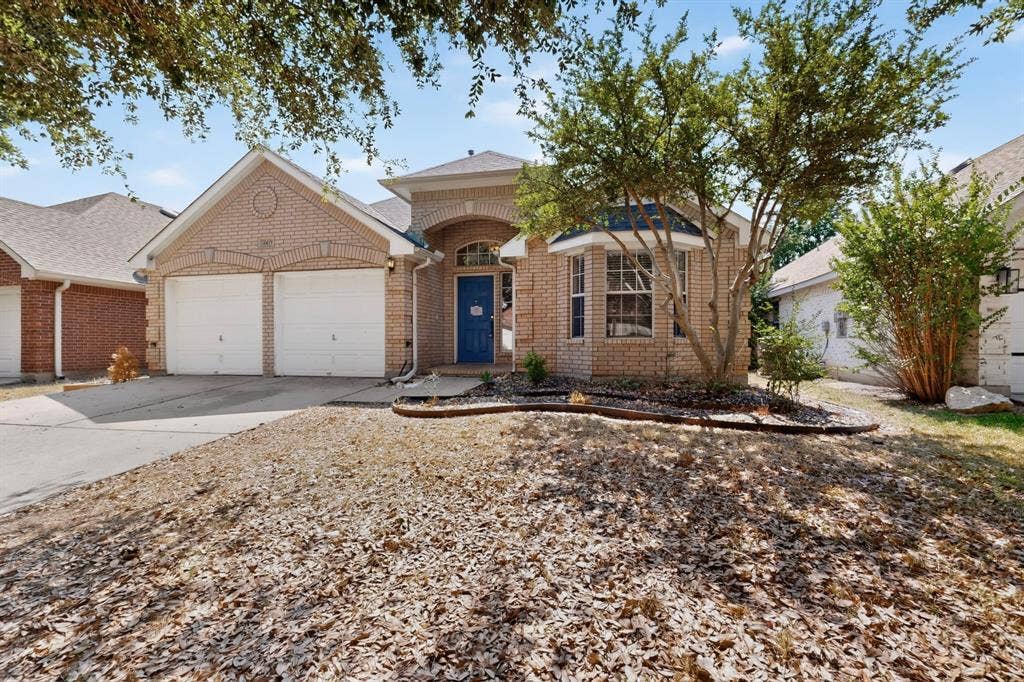 4617 Belladonna Drive, Fort Worth, TX 76123