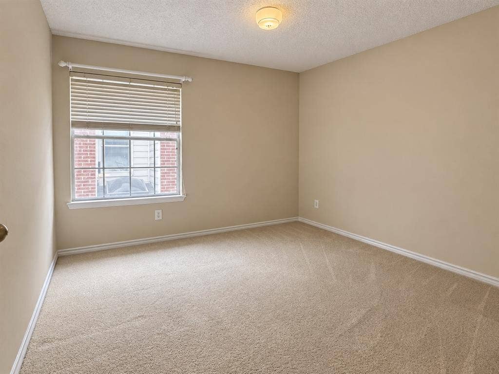 8723 Stonecrest Drive, Irving, TX 75063 8723 Stonecrest Drive, Irving, TX 75063