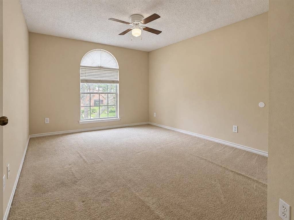 8723 Stonecrest Drive, Irving, TX 75063 8723 Stonecrest Drive, Irving, TX 75063