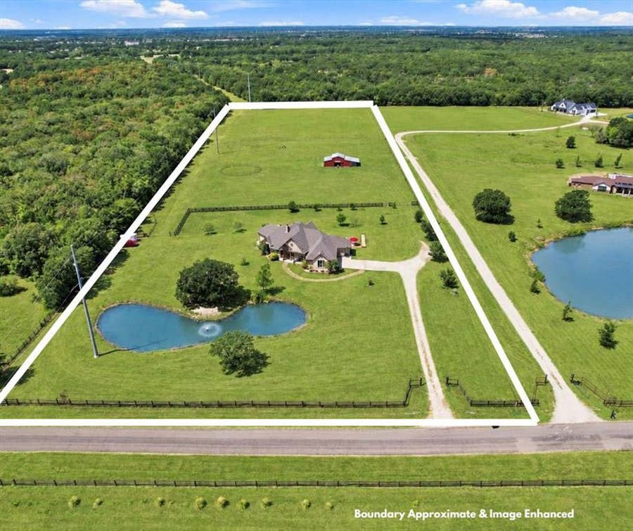 Property photo for 4182 Hidden Meadow Drive, Quinlan, TX