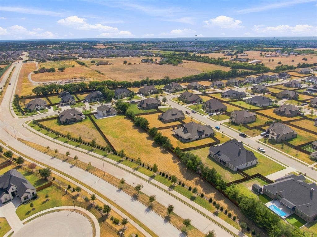 801 Brandi Ridge Drive, Midlothian, TX 76065 View of 1 acre lot