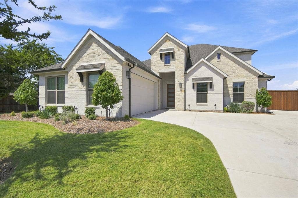 801 Brandi Ridge Drive, Midlothian, TX 76065 801 Brandi Ridge Drive, Midlothian, TX 76065