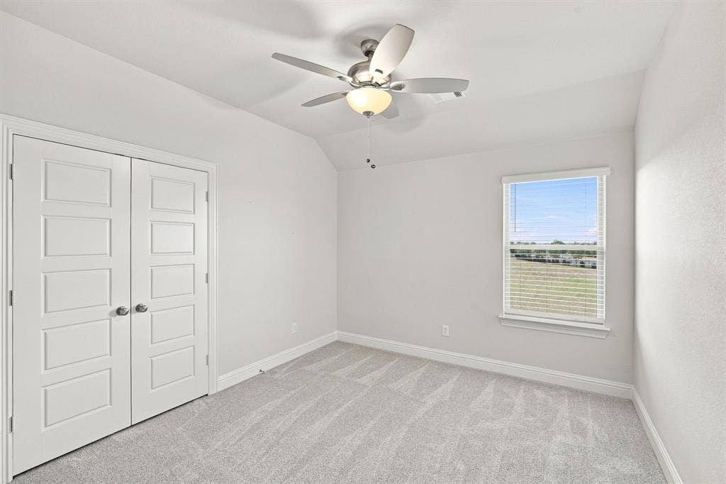 801 Brandi Ridge Drive, Midlothian, TX 76065 Upstairs Bedroom
