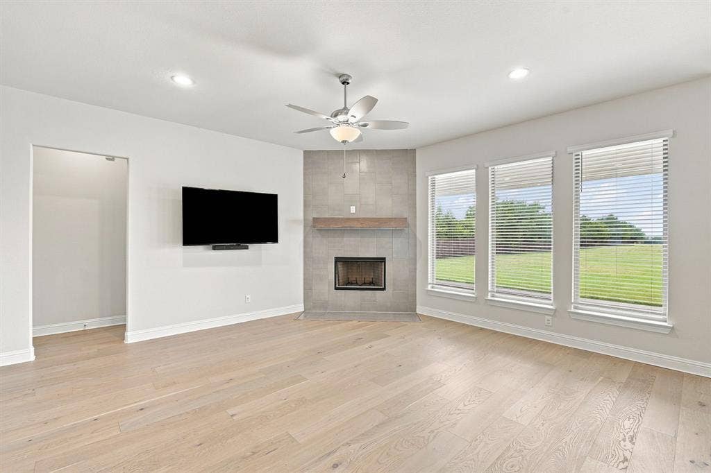 801 Brandi Ridge Drive, Midlothian, TX 76065 801 Brandi Ridge Drive, Midlothian, TX 76065