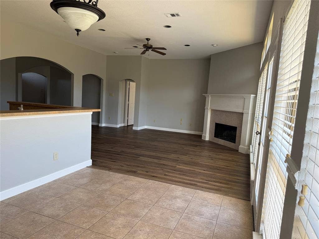 12301 Cajun Drive, Frisco, TX 75035 12301 Cajun Drive, Frisco, TX 75035