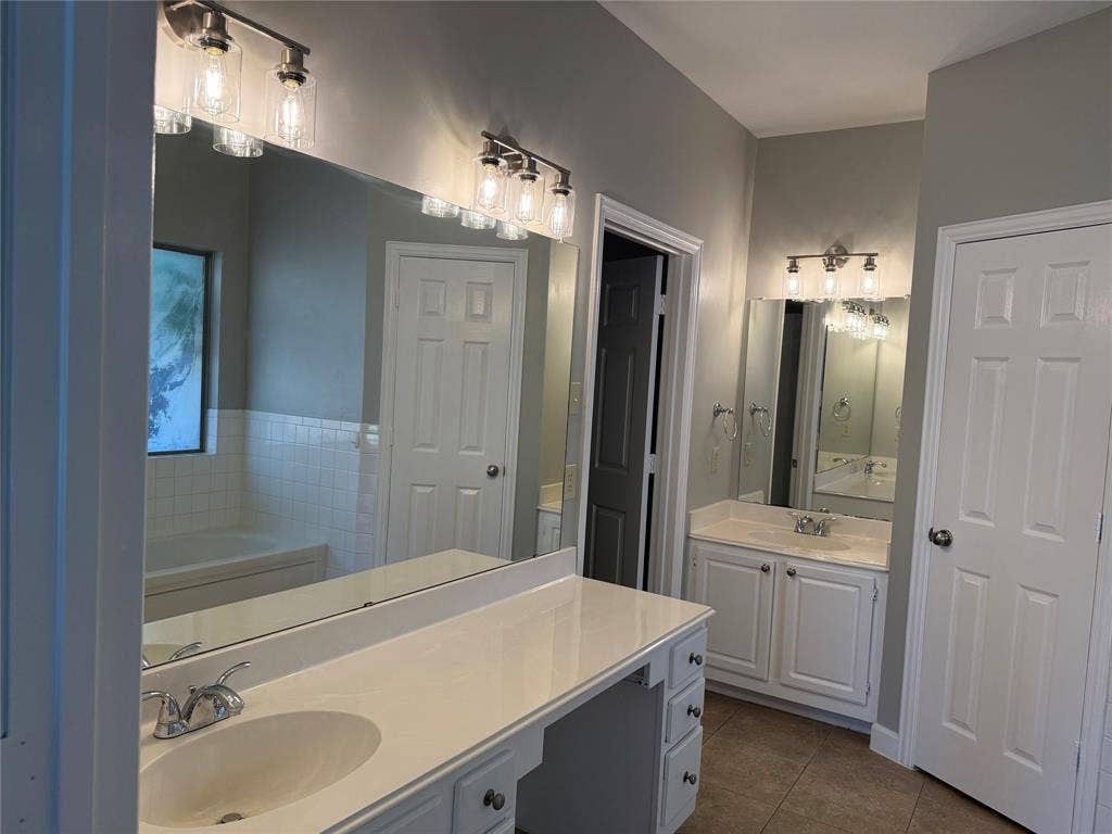 12301 Cajun Drive, Frisco, TX 75035 12301 Cajun Drive, Frisco, TX 75035