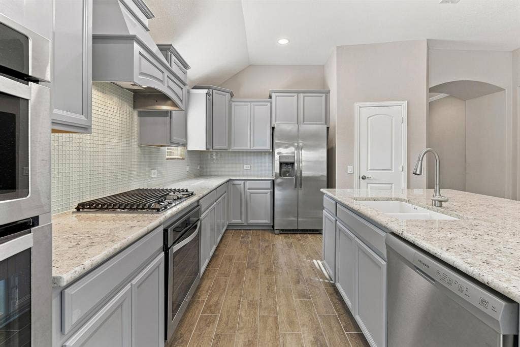 3812 Valachian Circle, McKinney, TX 75071 3812 Valachian Circle, McKinney, TX 75071