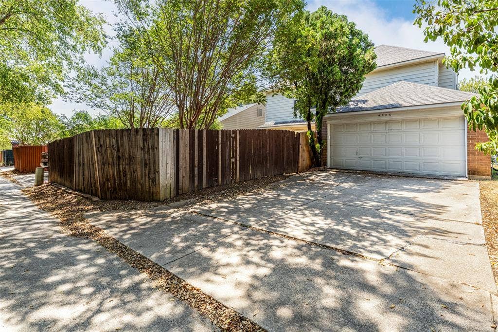 4500 Fargo Drive, Grand Prairie, TX 75052 4500 Fargo Drive, Grand Prairie, TX 75052