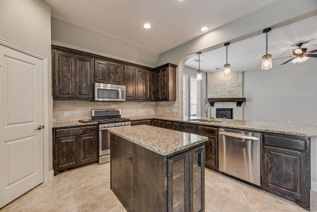 7421 San Jacinto Trail, McKinney, TX 75071 7421 San Jacinto Trail, McKinney, TX 75071