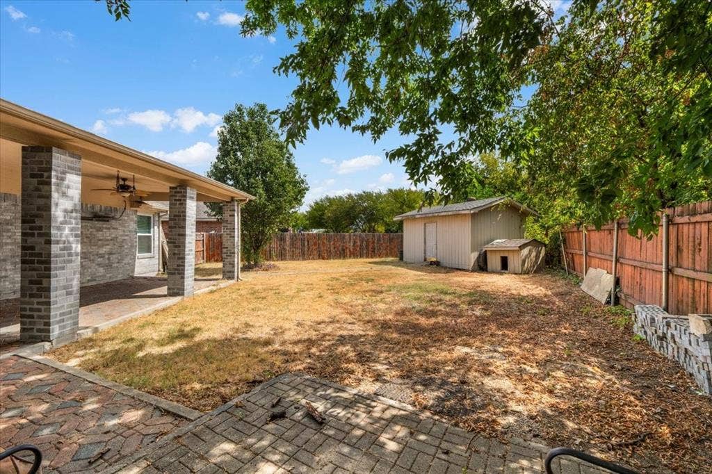 1139 Baja Drive, Grand Prairie, TX 75052 1139 Baja Drive, Grand Prairie, TX 75052