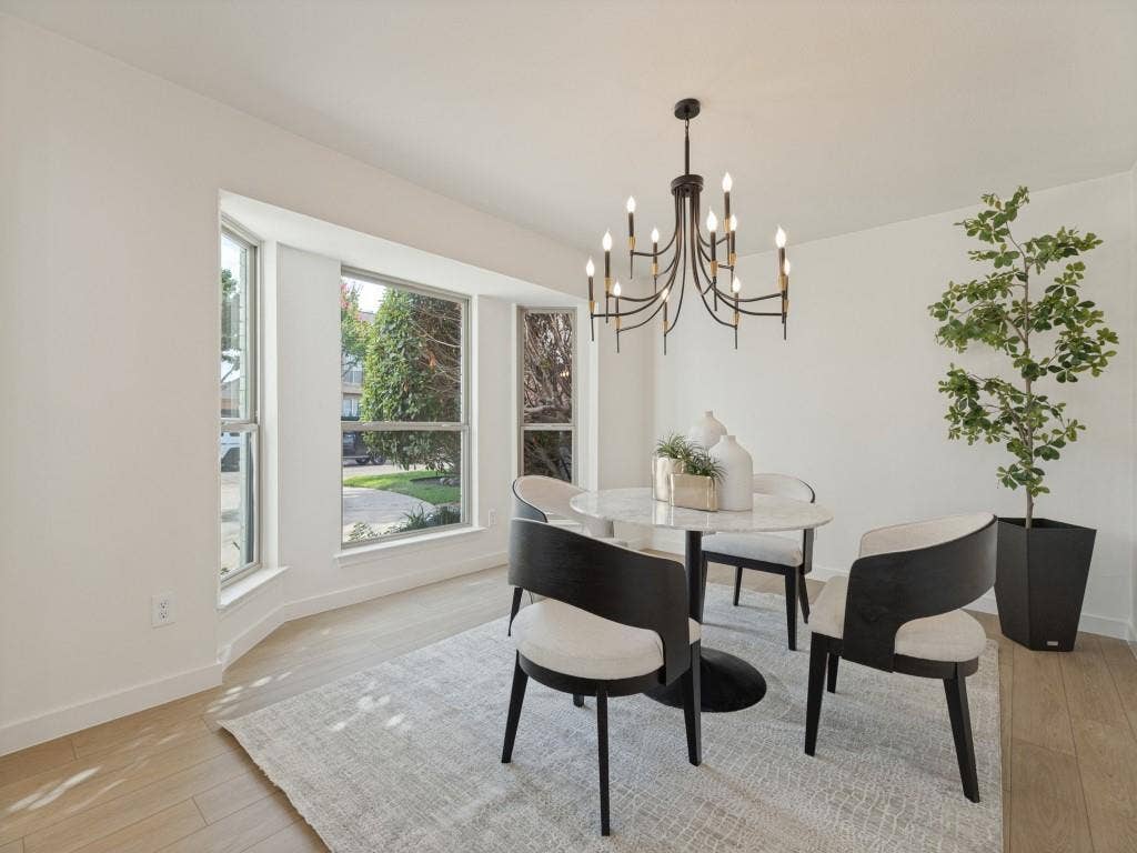 6029 Buffridge Trail, Dallas, TX 75252 Gorgeous bay windows in the dining room