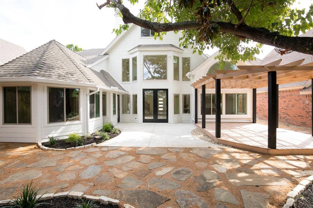 6029 Buffridge Trail, Dallas, TX 75252 No shortage of windows to bring the outdoors in