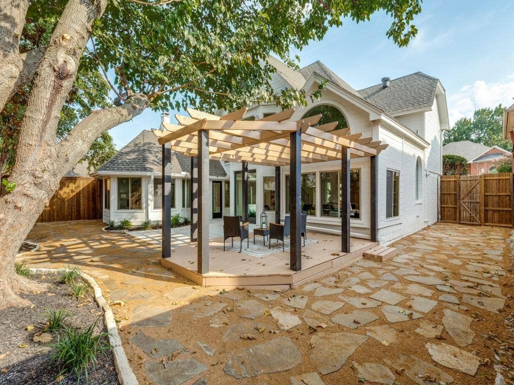 6029 Buffridge Trail, Dallas, TX 75252 Huge side yard for kids play area, dog run or outdoor kitchen