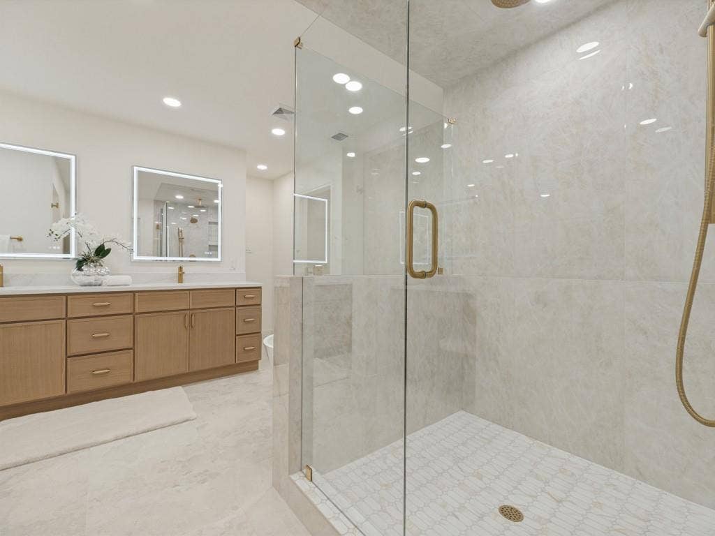 6029 Buffridge Trail, Dallas, TX 75252 No expense spared