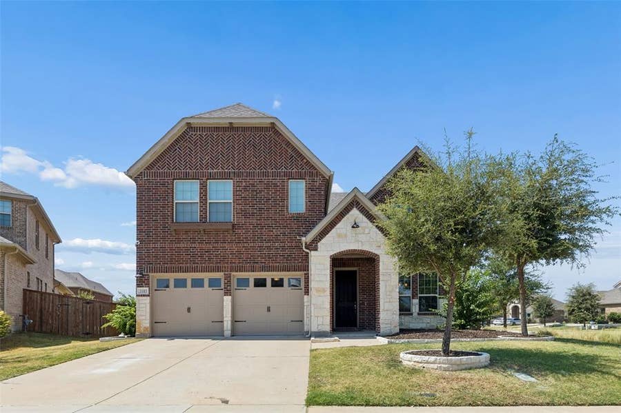 Property photo for 3103 Royal Lane, Celina, TX