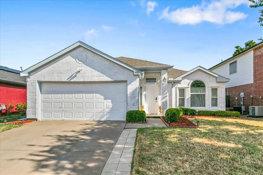 Property photo for 9061 Blue Ridge Trail, Fort Worth, TX