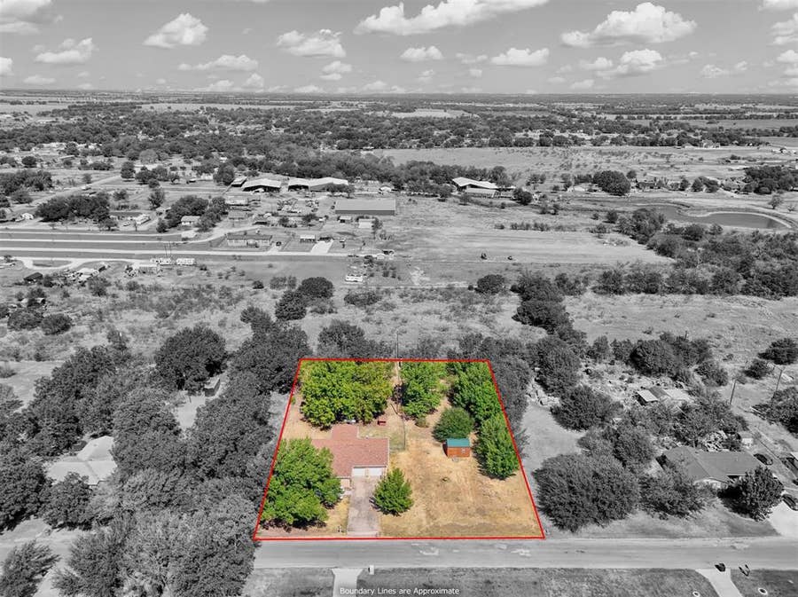 Property photo for 896 Randy Drive, Woodway, TX