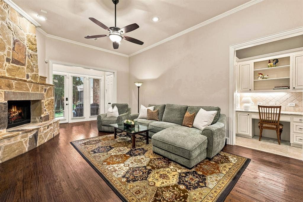 13456 Lyndhurst Drive, Frisco, TX 75035 13456 Lyndhurst Drive, Frisco, TX 75035