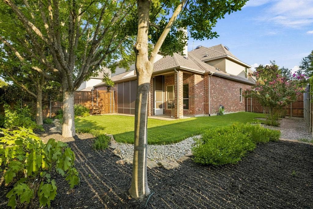 13456 Lyndhurst Drive, Frisco, TX 75035 13456 Lyndhurst Drive, Frisco, TX 75035