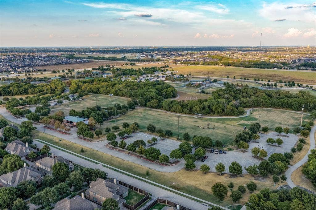 13456 Lyndhurst Drive, Frisco, TX 75035 13456 Lyndhurst Drive, Frisco, TX 75035