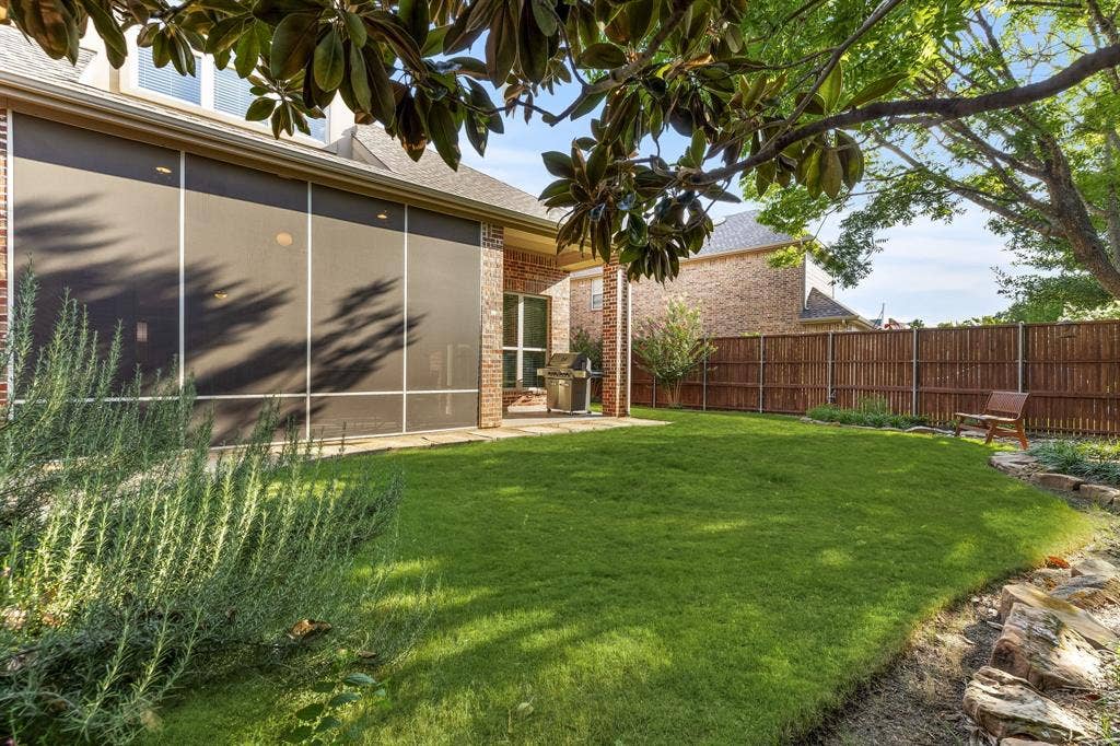 13456 Lyndhurst Drive, Frisco, TX 75035 13456 Lyndhurst Drive, Frisco, TX 75035