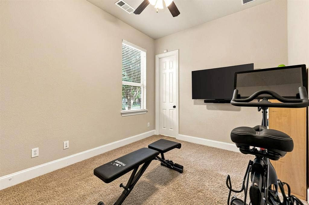 13456 Lyndhurst Drive, Frisco, TX 75035 13456 Lyndhurst Drive, Frisco, TX 75035